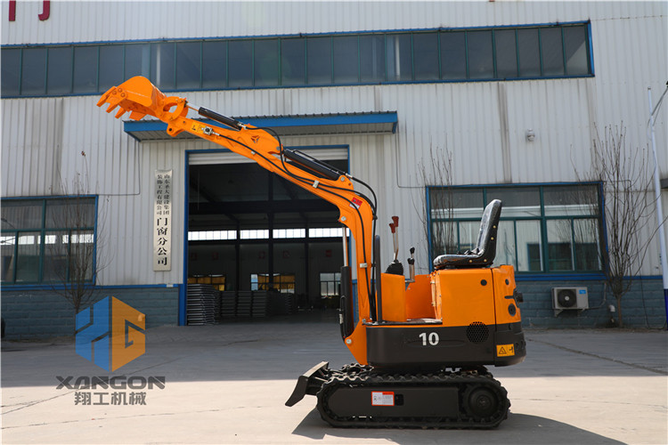 小型挖掘機 小型挖掘機